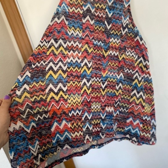 Large cute Aztec, print tank top - Picture 4 of 4